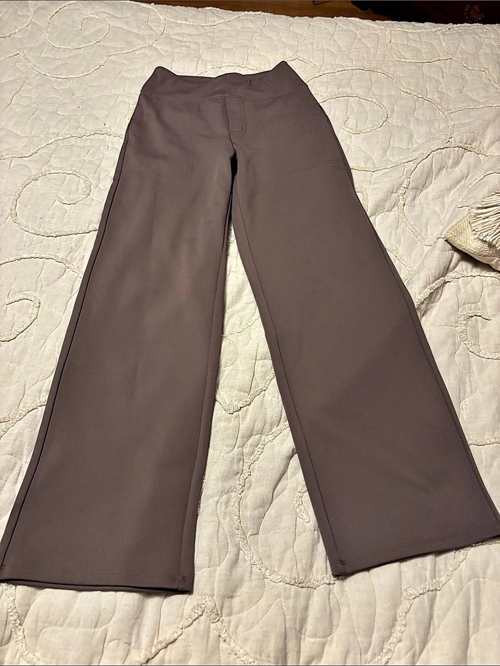 G4Free Wide Leg Pants 29 Inseam in Brown Size Medium Like New